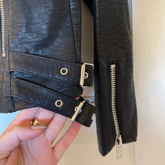 Faux leather jacket w/ silver hardware - Picture 4 of 6